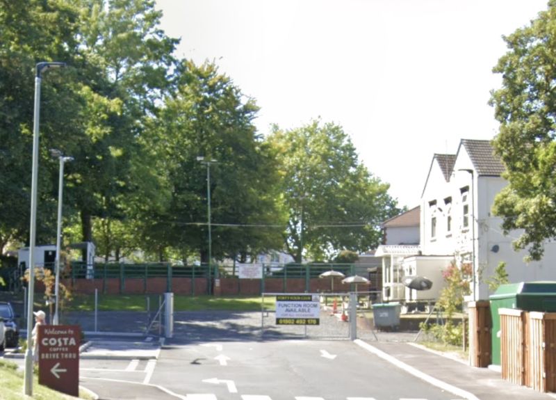 File:WolverhamptonChessClub.jpg